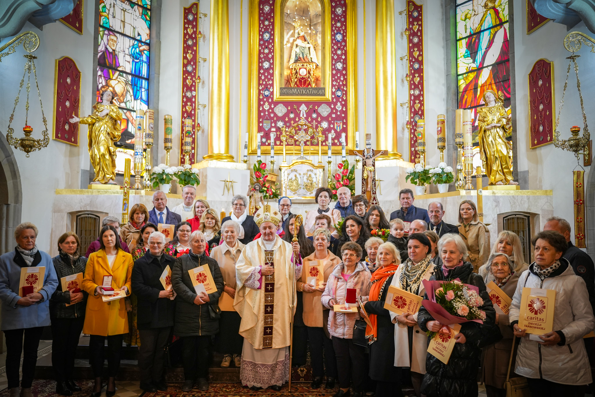 Docenieni za dobro. Parafianie z Dębna i Jasienia nagrodzeni w Limanowej