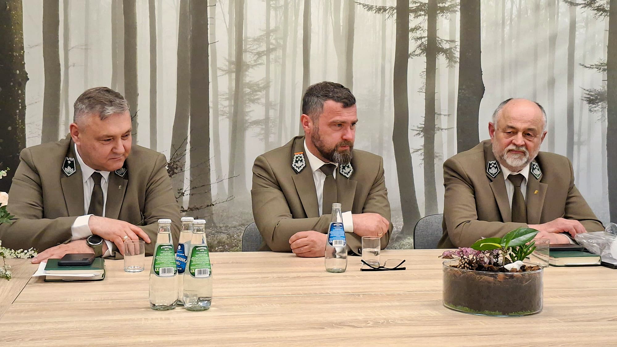 Po 40 latach służby Krzysztof Majka odchodzi na emeryturę. Nadleśnictwo Dąbrowa Tarnowska ma nowego nadleśniczego