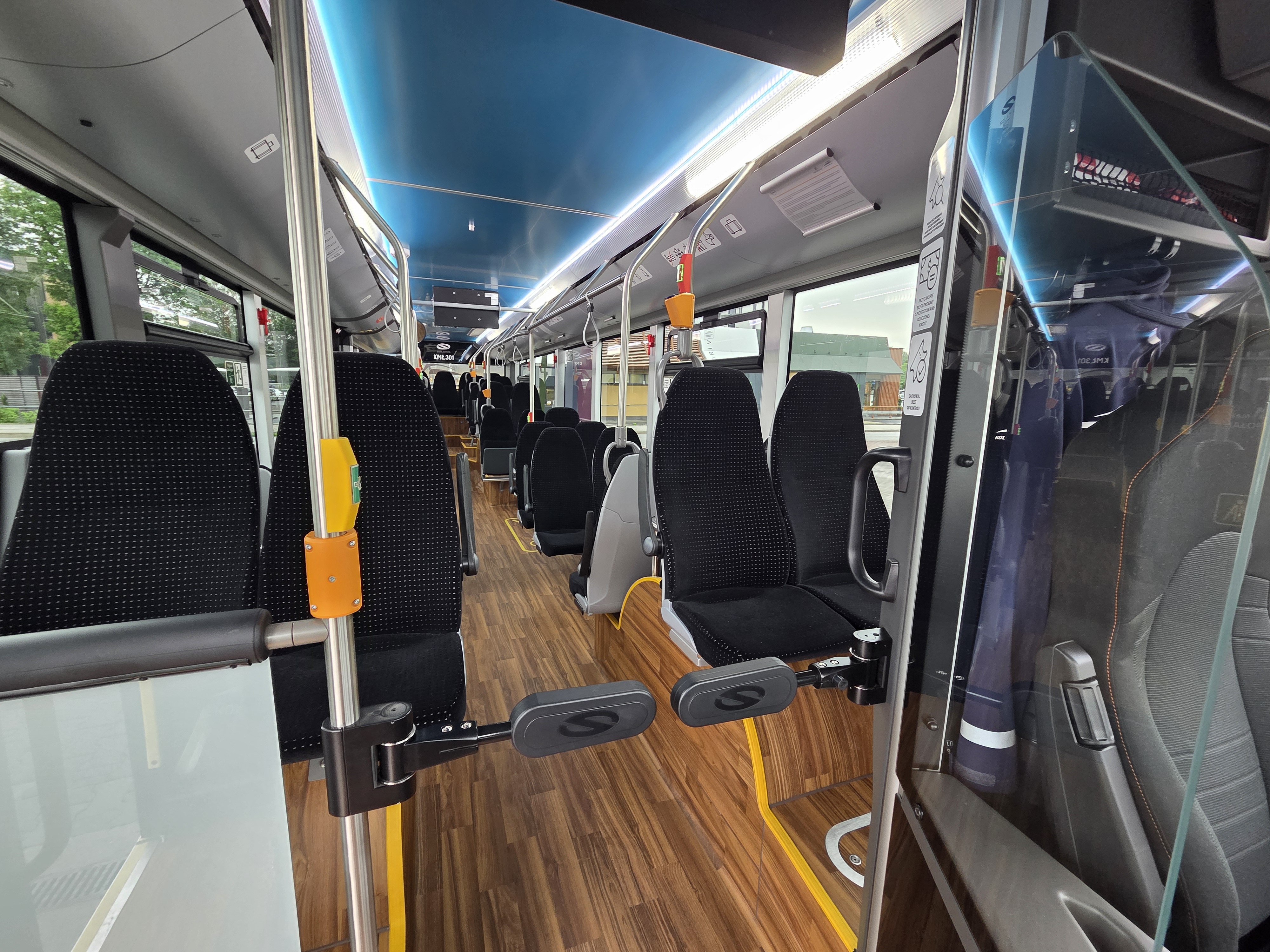 Pierwszy z dwudziestu autobusów już w trasie!