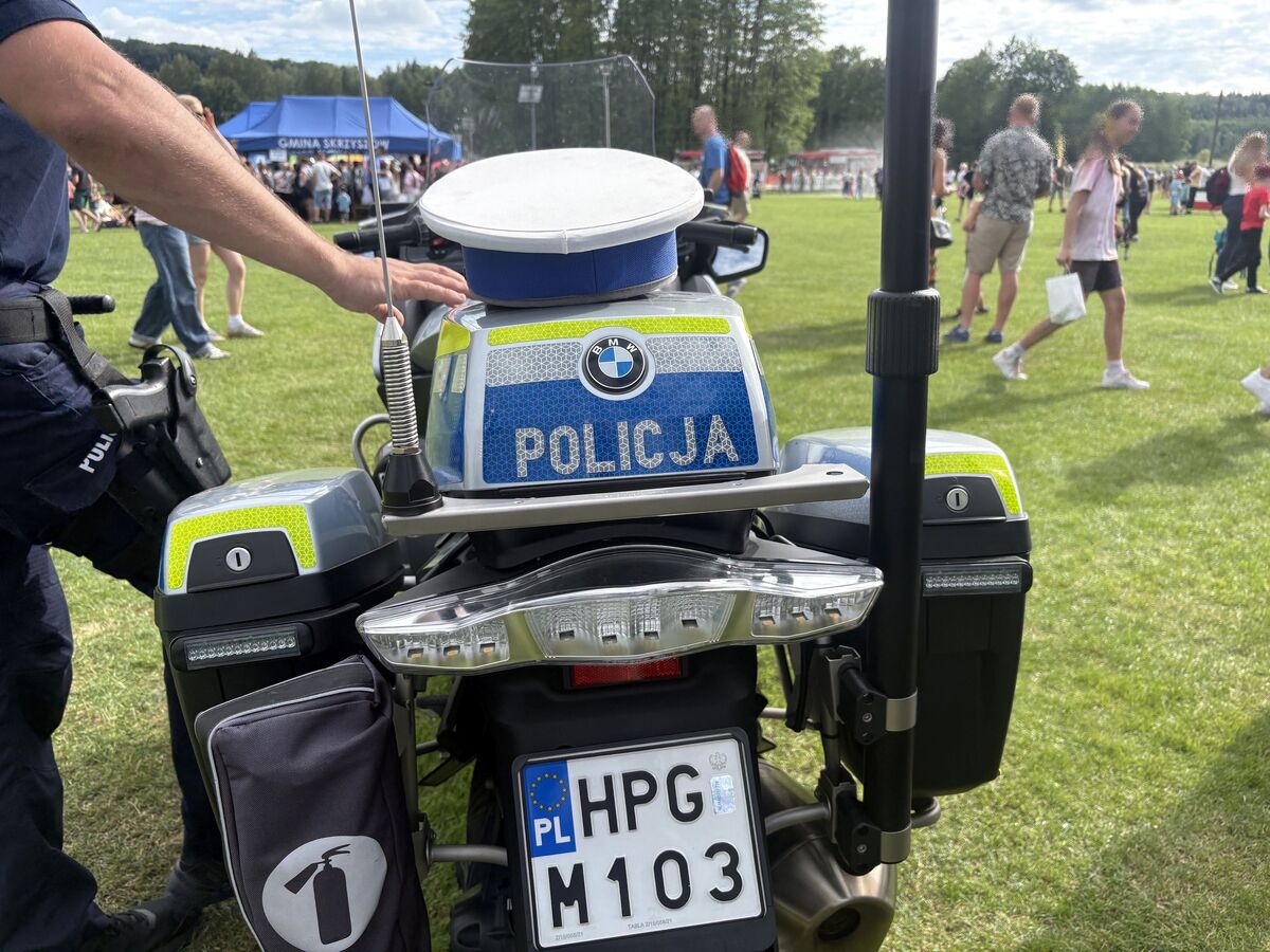 Mundurowy Dzień Dziecka w Skrzyszowie / zdjęcia