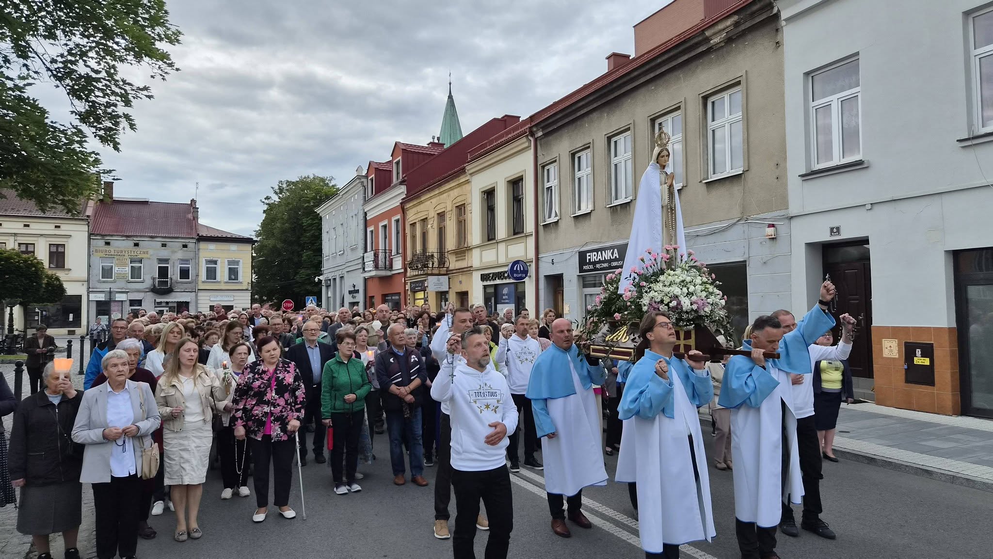 Czerwcowe nabożeństwo fatimskie w parafii św. Jakuba w Brzesku