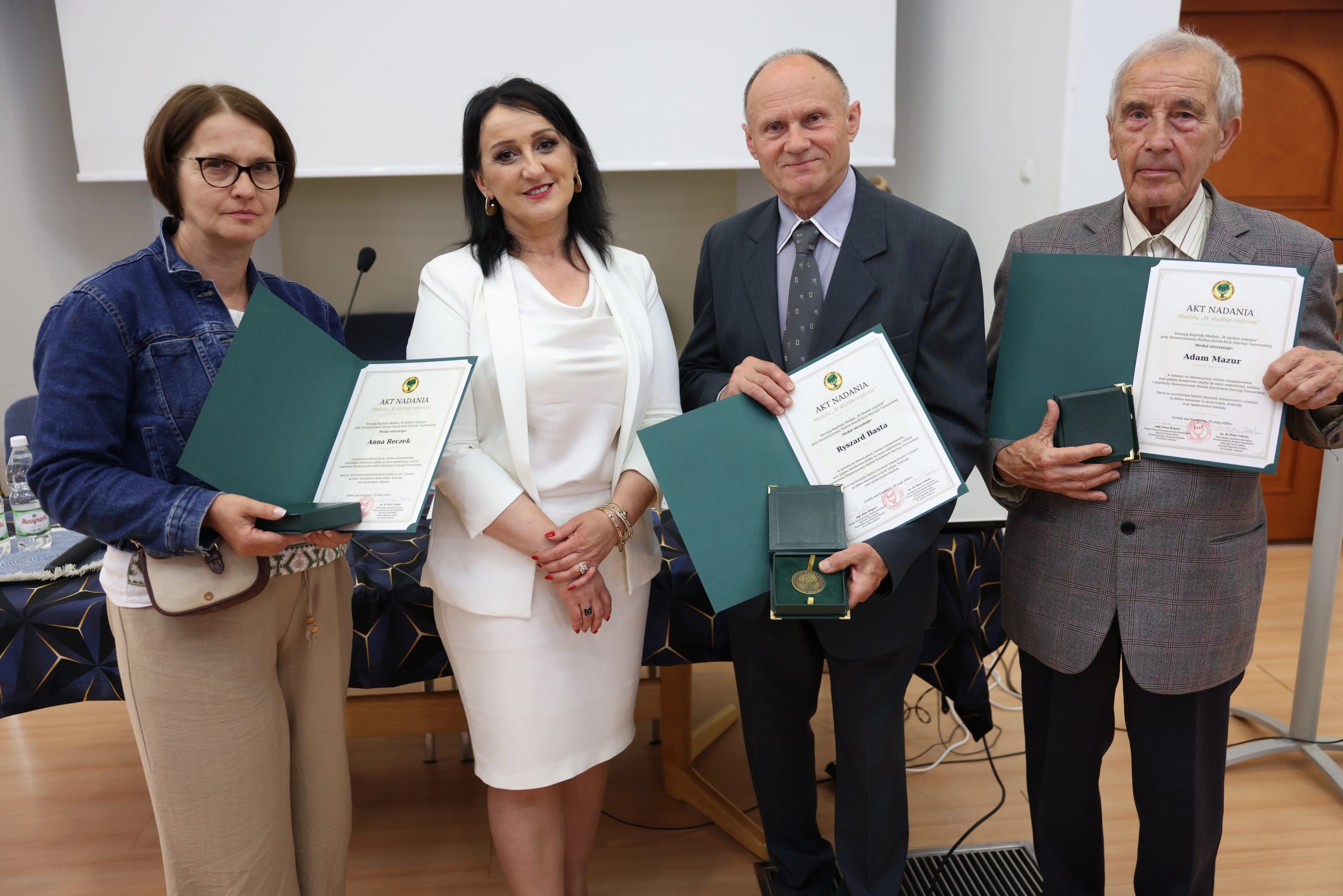 Medal „W służbie rodzinie” dla Anny Reczek z Parafii Szczepanów