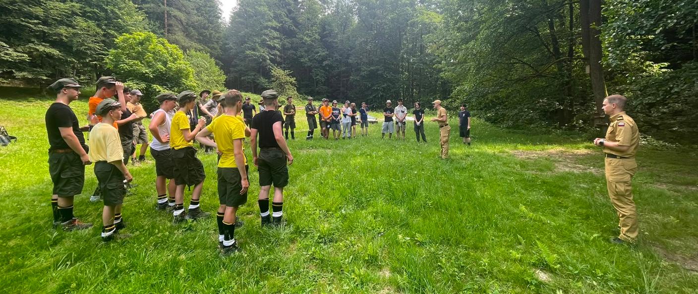 Strażacy dbają o bezpieczeństwo uczestników obozów harcerskich