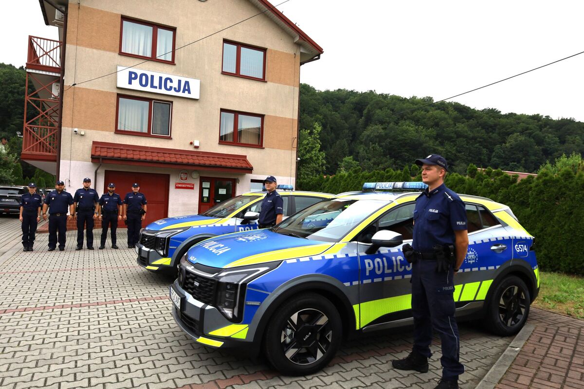 Nowe radiowozy dla policjantów z Czchowa. Wspólna inwestycja w bezpieczeństwo trzech gmin