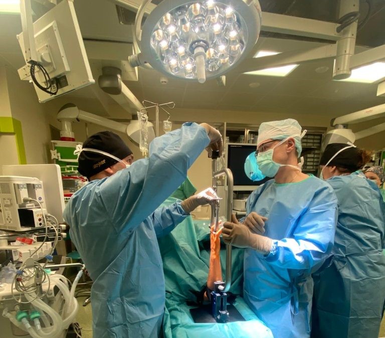 Szpital w Brzesku wyróżnia się na mapie regionu. Wykonuje małoinwazyjne zabiegi nadgarstka