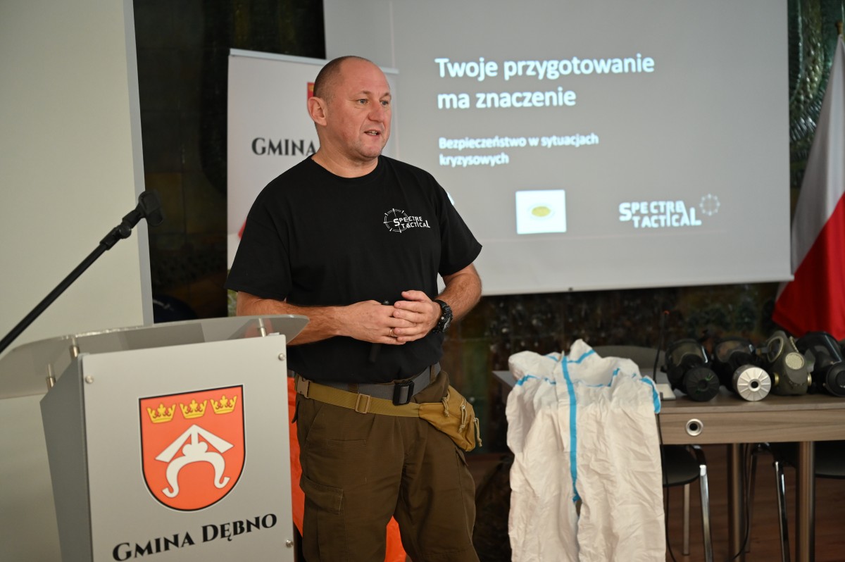 Bezpieczeństwo mieszkańców i szkół. Szkolenie w Urzędzie Gminy Dębno