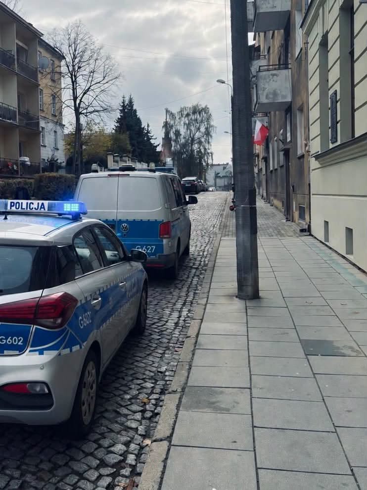 Dwóch uczniów zasłabło w szkole w Tarnowie. Trafili do szpitala