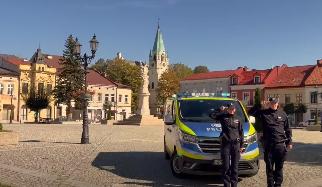 Brzescy policjanci oddali hołd poległemu funkcjonariuszowi